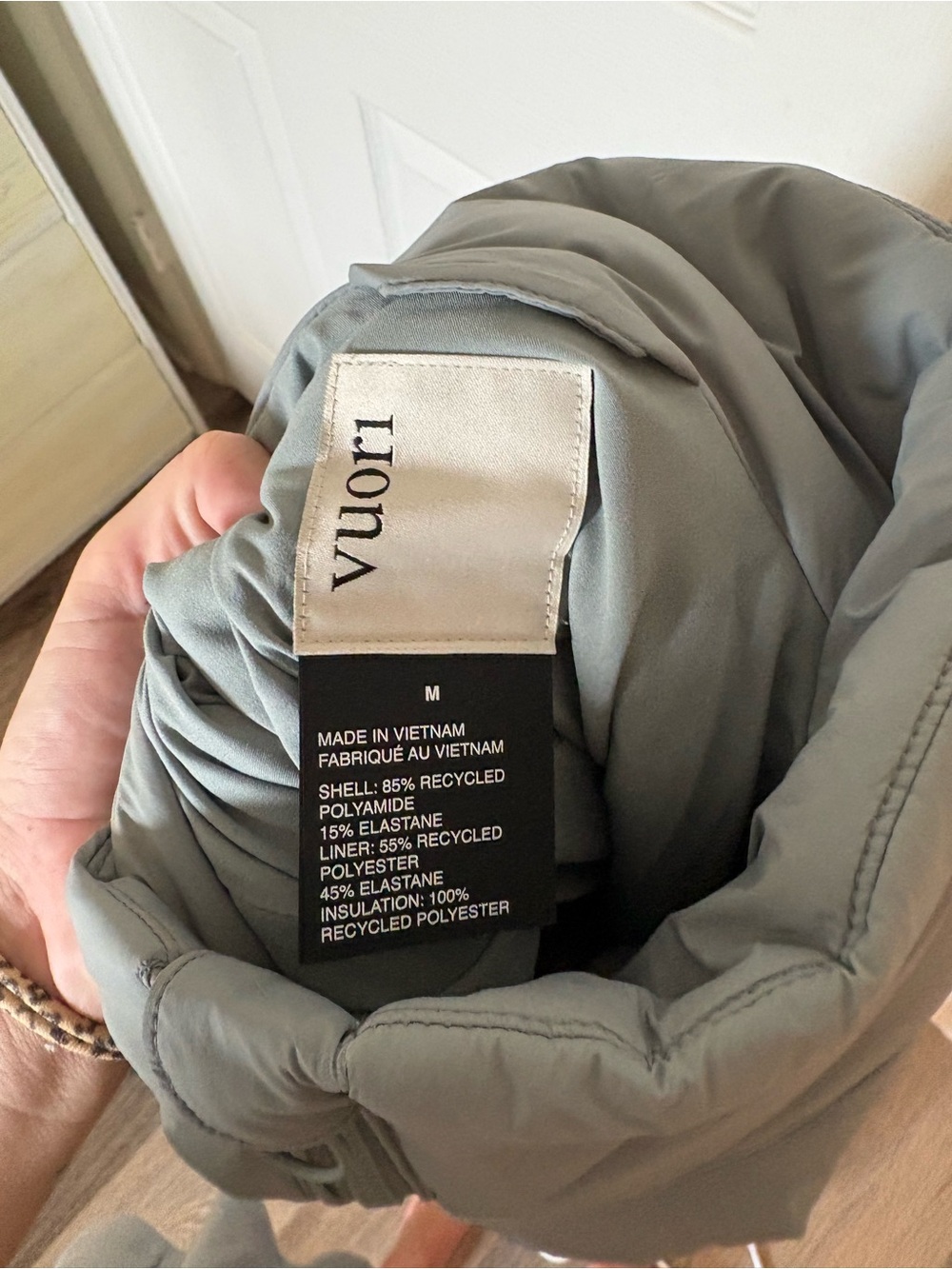 Vuori Sage Gray Puffer Jacket - Picture 3 of 3